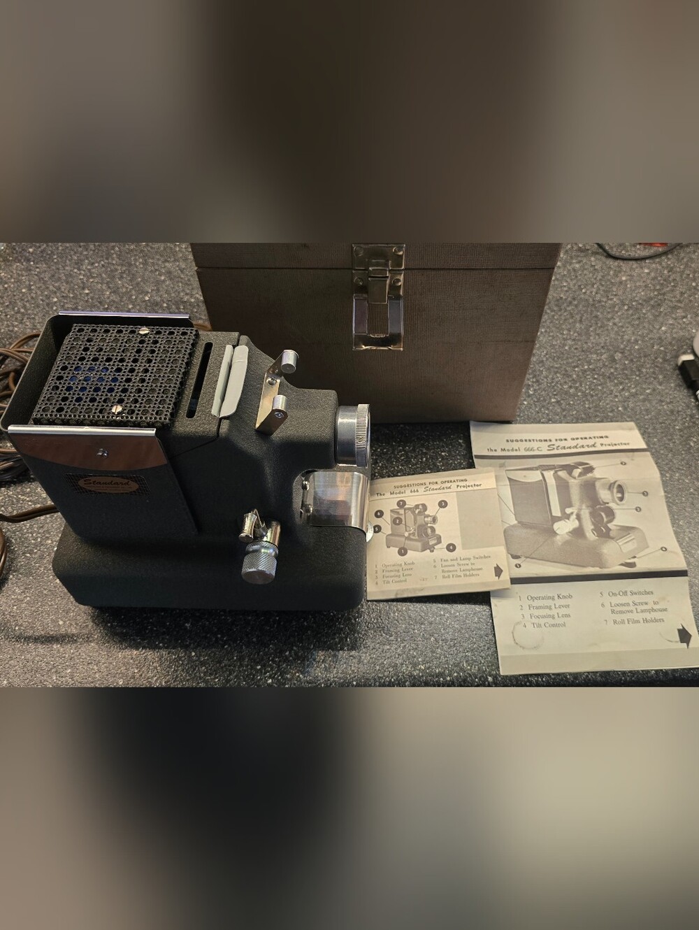 Vintage Projector Model 666-C Projector & Equipment Company, Chicago IL